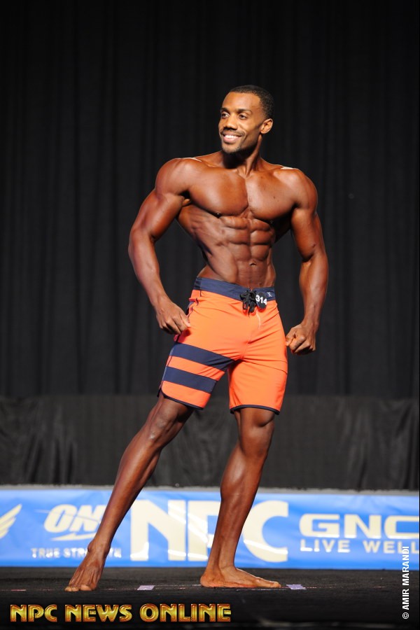 Today's Featured New IFBB Pro: Men's Physique Competitor Michael Lee ...