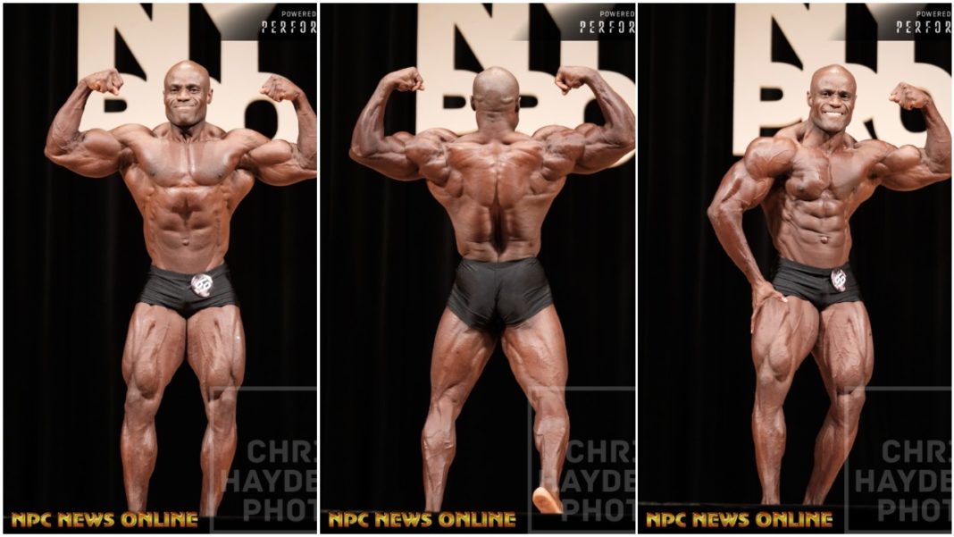 Ifbb Pro League Mens Classic Physique Pro Panexce Pierre Posing At The